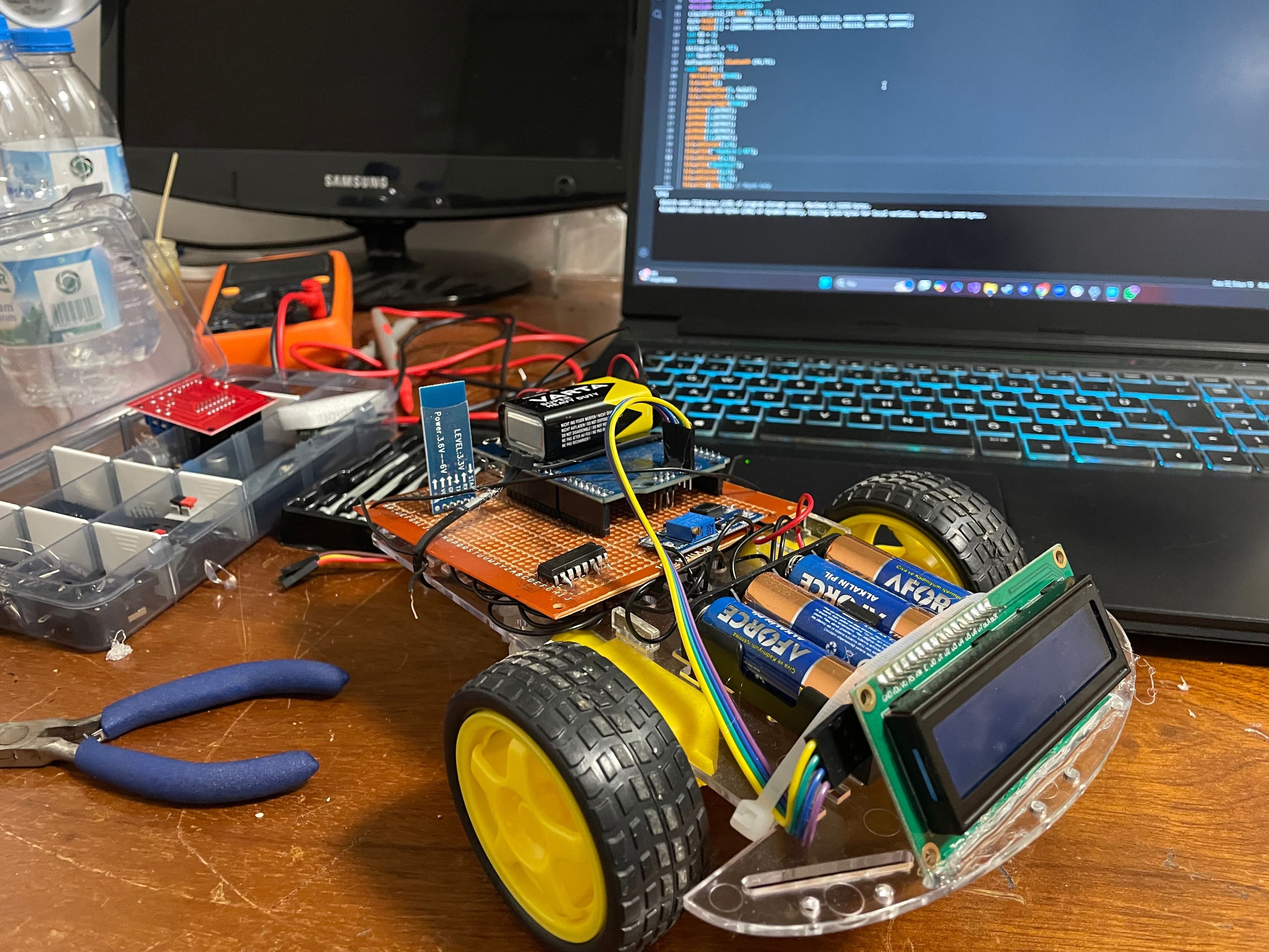 Bluetooth Controlled Car with LCD & OLED